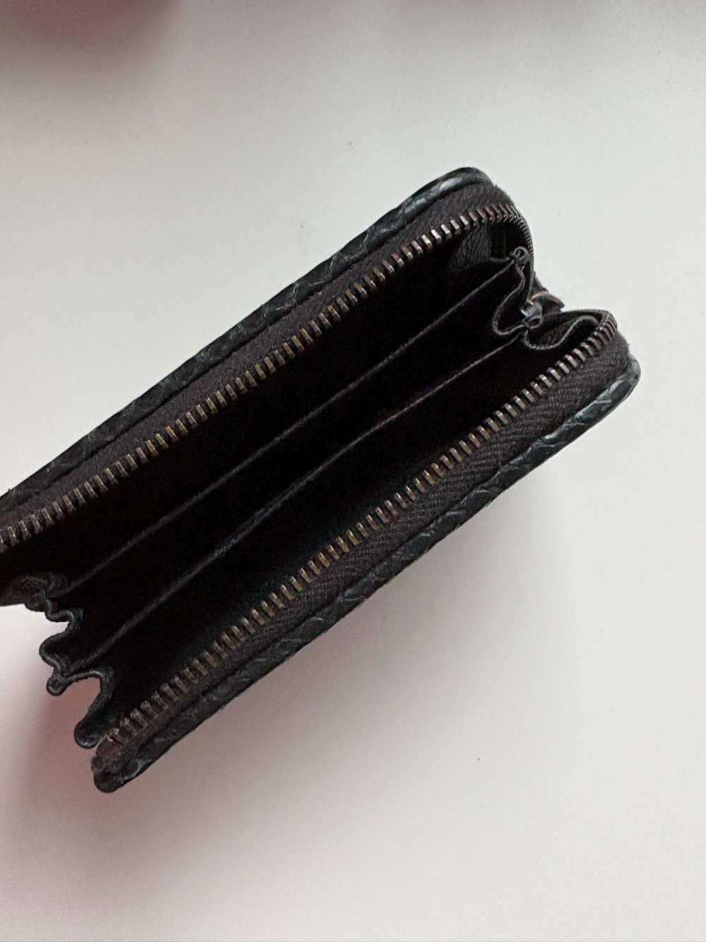 Bottega Veneta Intrecciato Zipped Card Case - Picture 4 of 7